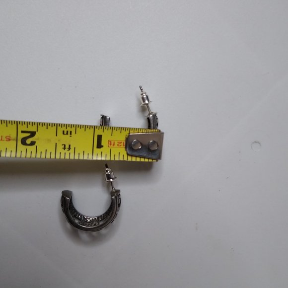 Vintage Metal Half Hoop Earrings - Picture 12 of 13